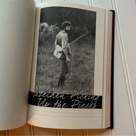Eric Clapton The Autobiography Hardcover Book First Edition 2007 Like New - Picture 9 of 15